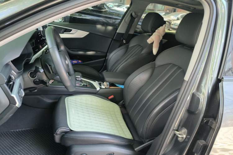 Used Audi A4L 2022 40 TFSI Luxury Dynamic Model Left Front Seat