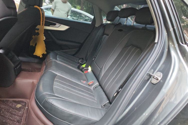 Used Audi A4L 2022 40 TFSI Fashion Dynamic Model Left Rear Seat