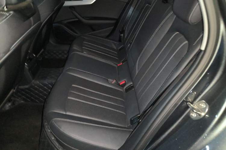 Used Audi A4L 2022 40 TFSI Fashion Dynamic Model Left Rear Seat