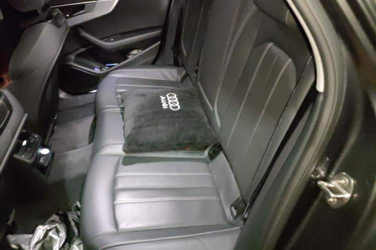 Used Audi A4L 2022 40 TFSI Fashion Dynamic Model Left Rear Seat