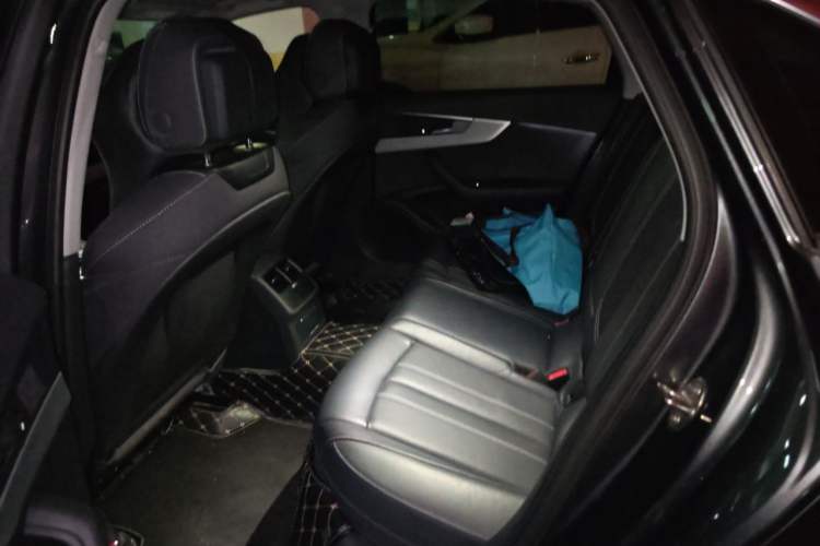 Used Audi A4L 2022 40 TFSI Fashion Dynamic Model Left Rear Seat