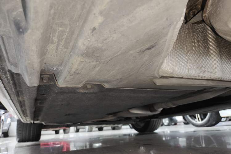 Used Audi A4L 2022 40 TFSI Fashion Dynamic Model Left Side Sill