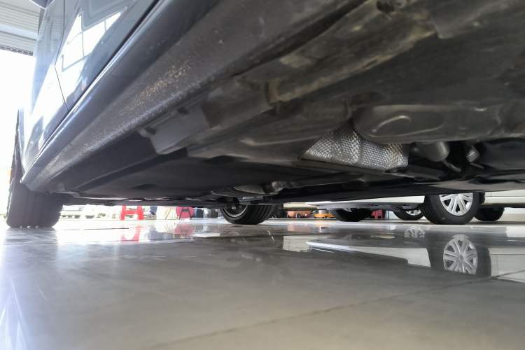 Used Audi A4L 2022 40 TFSI Fashion Dynamic Model Left Side Sill