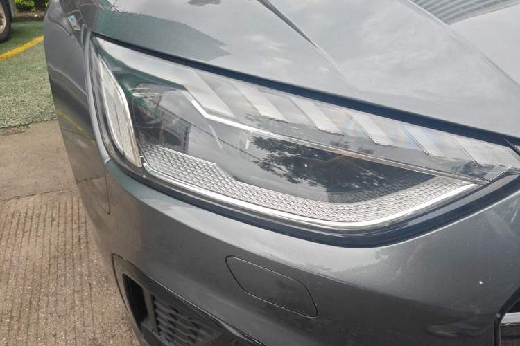 Used Audi A4L 2022 45 TFSI quattro Prestige Dynamic Edition Right Front Headlight