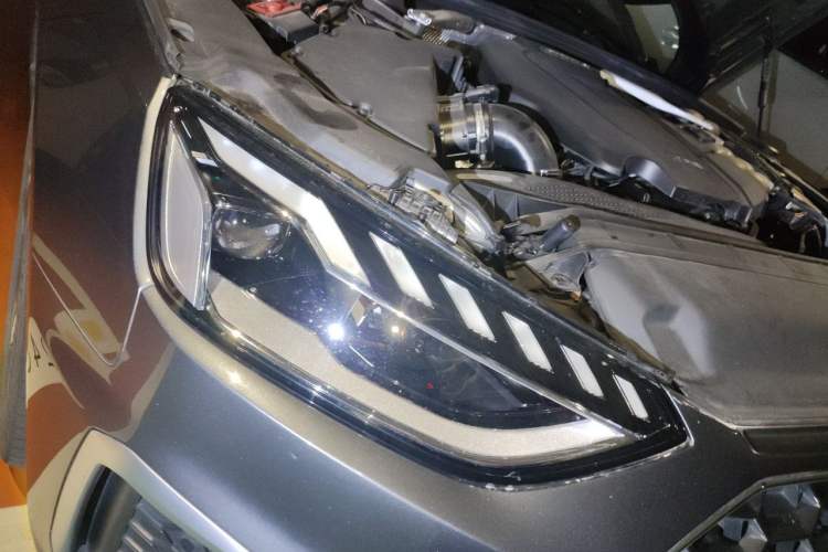 Used Audi A4L 2022 40 TFSI Fashion Dynamic Model Right Front Headlight