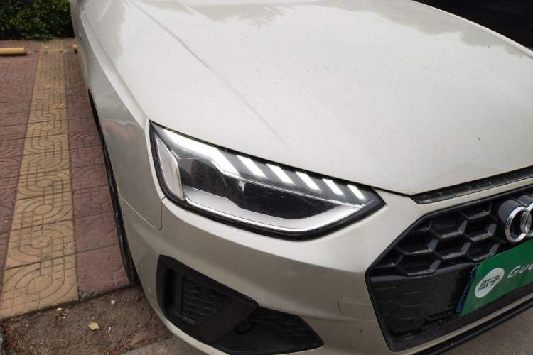 Used Audi A4L 2022 40 TFSI Luxury Dynamic Model Right Front Headlight