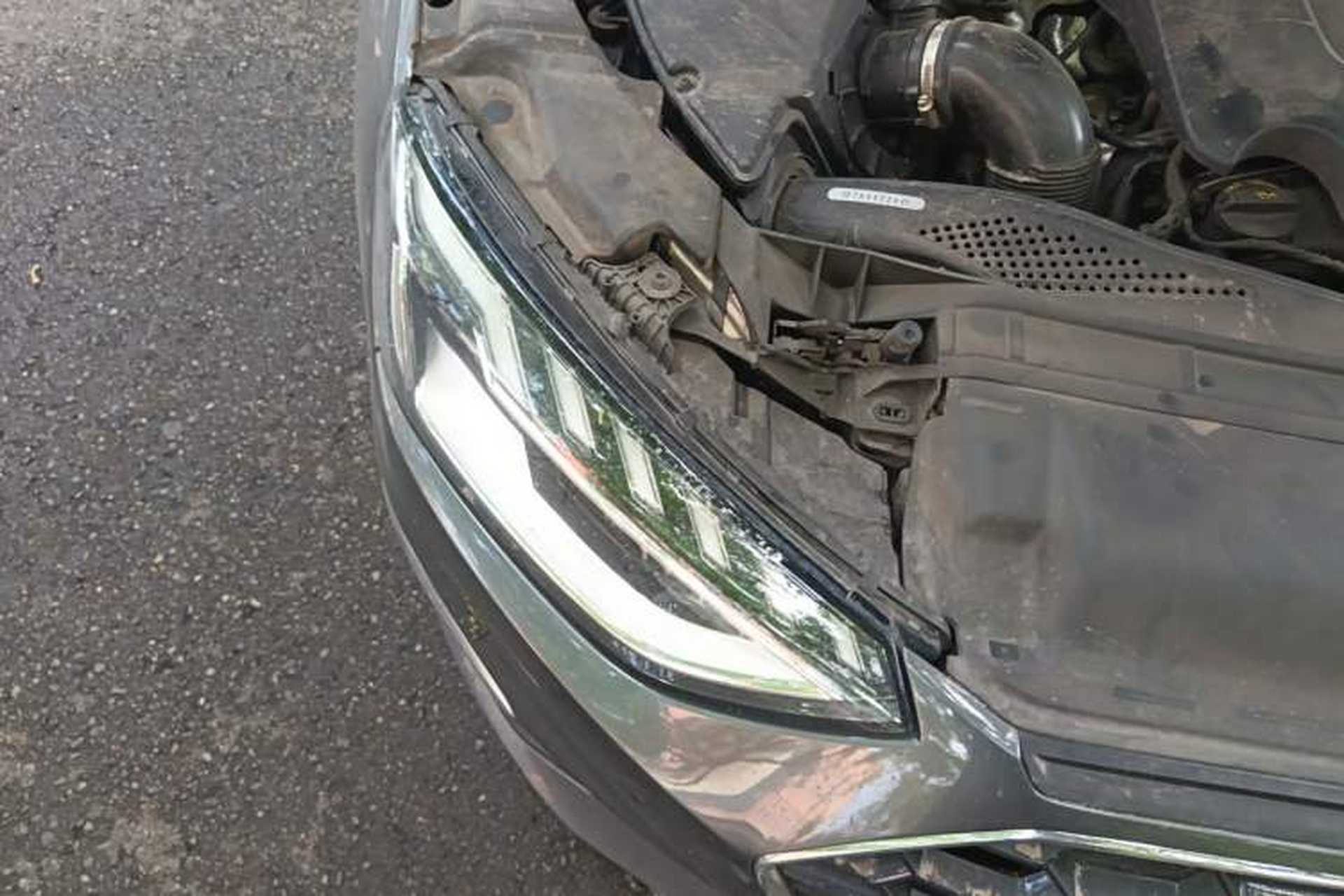 Used Audi A4L 2022 40 TFSI Fashion Dynamic Model Right Front Headlight