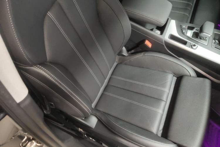 Used Audi A4L 2022 40 TFSI Fashion Dynamic Model Right Front Seat
