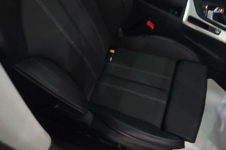 Used Audi A4L 2022 40 TFSI Fashion Dynamic Model Right Front Seat