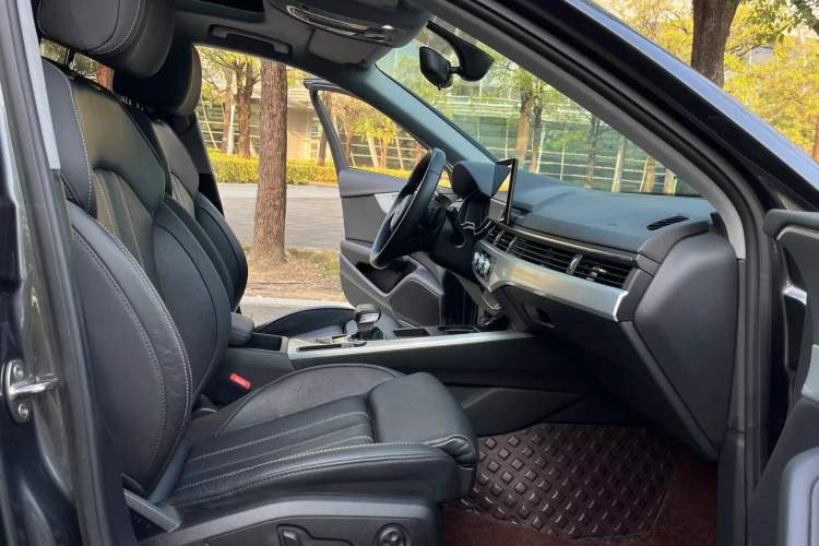 Used Audi A4L 2022 40 TFSI Fashion Dynamic Model Right Front Seat