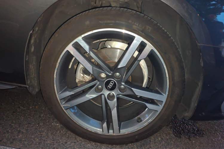 Used Audi A4L 2022 40 TFSI Fashion Dynamic Model Right Front Wheel Hub
