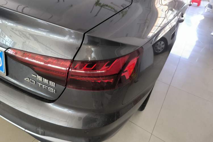 Used Audi A4L 2022 40 TFSI Fashion Dynamic Model Right Rear Taillight