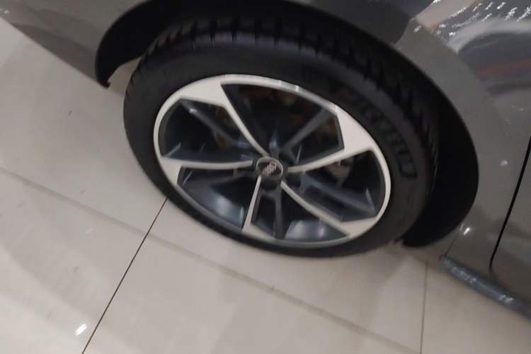 Used Audi A4L 2022 40 TFSI Fashion Dynamic Model Right Rear Wheel Hub