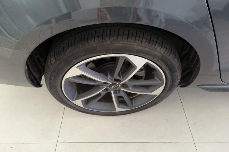 Used Audi A4L 2022 40 TFSI Fashion Dynamic Model Right Rear Wheel Hub