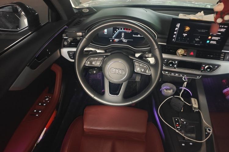 Used Audi A4L 2022 40 TFSI Fashion Dynamic Model Steering Wheel
