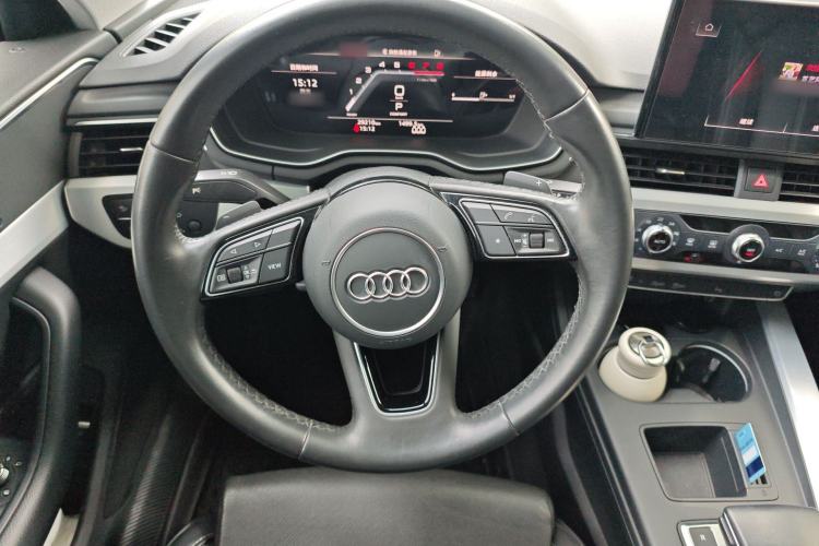 Used Audi A4L 2022 40 TFSI Fashion Dynamic Model Steering Wheel