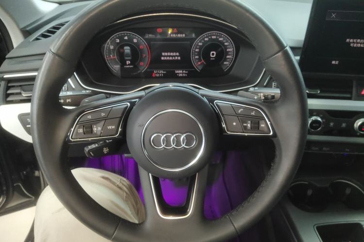 Used Audi A4L 2022 40 TFSI Fashion Dynamic Model Steering Wheel