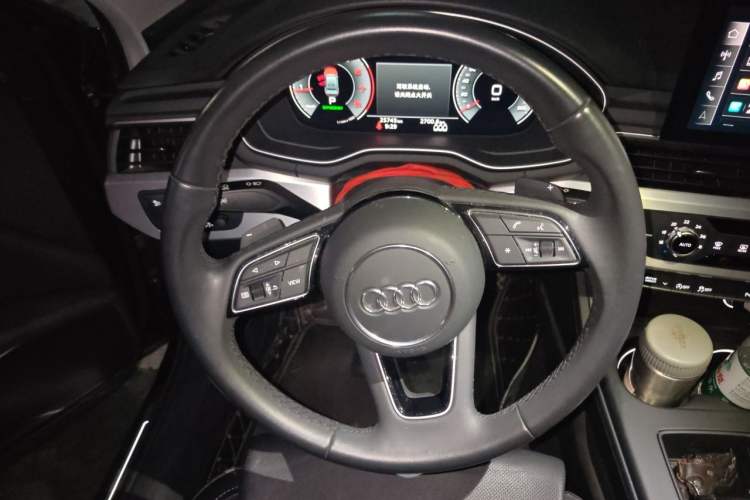 Used Audi A4L 2022 40 TFSI Fashion Dynamic Model Steering Wheel