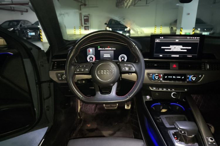 Used Audi A4L 2022 40 TFSI quattro RS Performance Package Steering Wheel