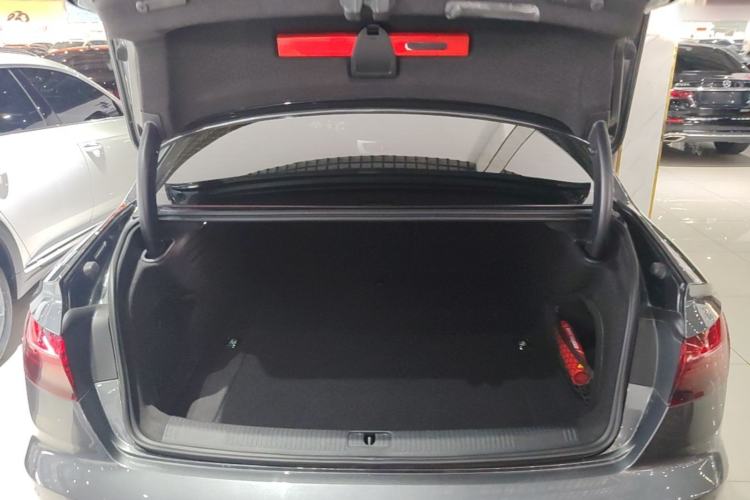 Used Audi A4L 2022 40 TFSI Fashion Dynamic Model Trunk