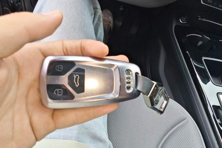 Used Audi A4L 2022 45 TFSI quattro Prestige Dynamic Edition Vehicle Key