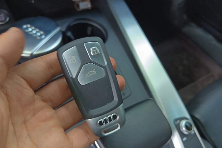 Used Audi A4L 2022 40 TFSI Fashion Dynamic Model Vehicle Key