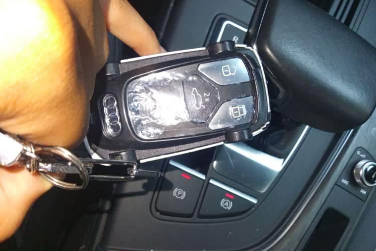 Used Audi A4L 2022 40 TFSI Fashion Dynamic Model Vehicle Key