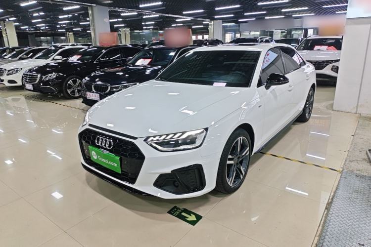 Used Audi A4L 2022 40 TFSI Luxury Dynamic Model Guazi used car, China used car export, Used car for sale, Used Audi cars, Cheapest cars for sale