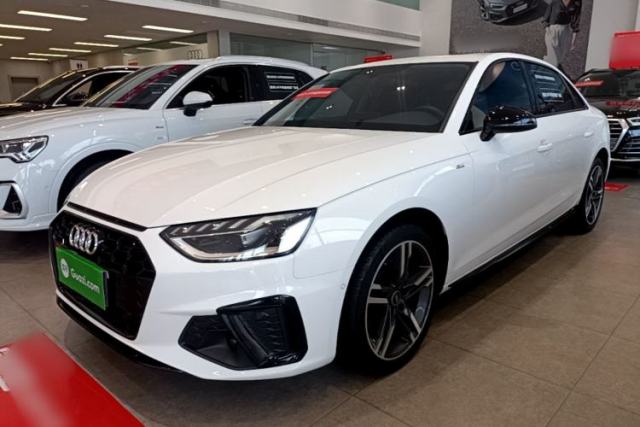 Used Audi A4L 2022 40 TFSI Luxury Dynamic Model