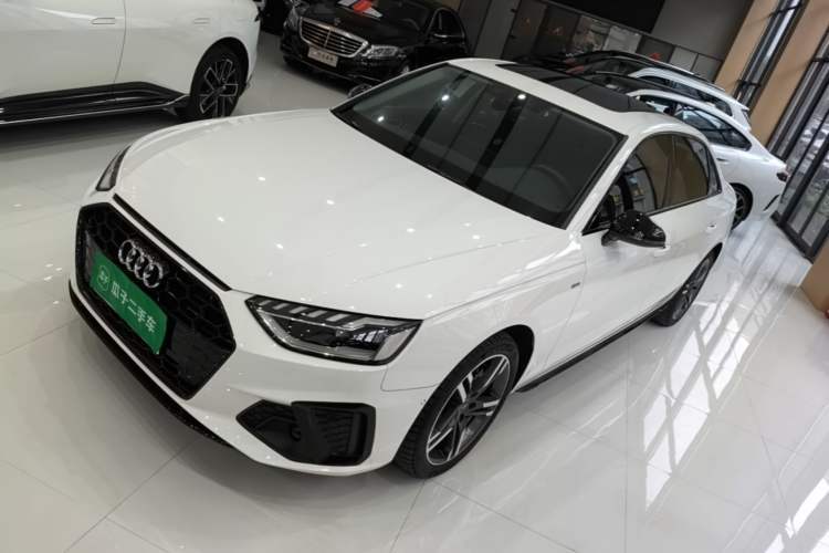 Used Audi A4L 2022 40 TFSI Luxury Dynamic Model Guazi used car, China used car export, Used car for sale, Used cars, Cheapest cars for sale
