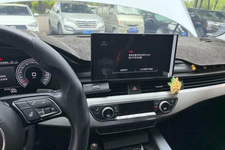 Used Audi A4L 2022 40 TFSI Luxury Dynamic Model Audio And AC Panel