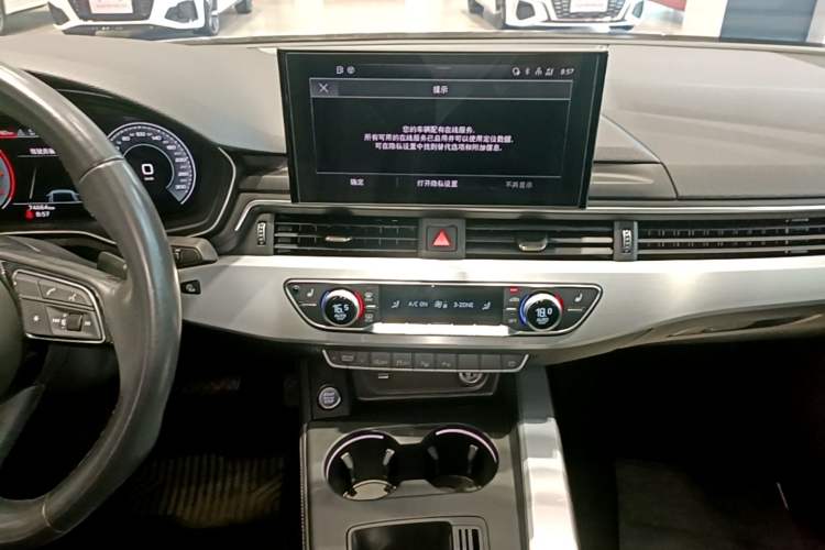 Used Audi A4L 2022 40 TFSI Luxury Dynamic Model Audio And AC Panel