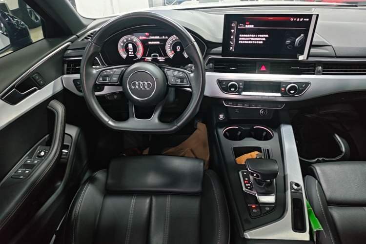 Used Audi A4L 2022 40 TFSI Luxury Dynamic Model Audio And AC Panel