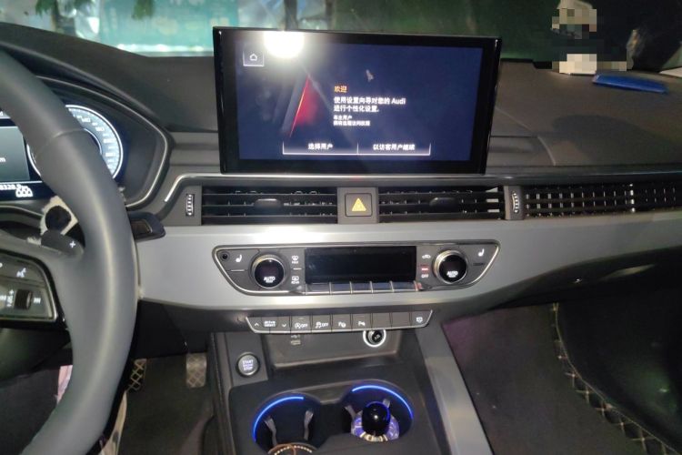 Used Audi A4L 2022 40 TFSI Luxury Dynamic Model Audio And AC Panel