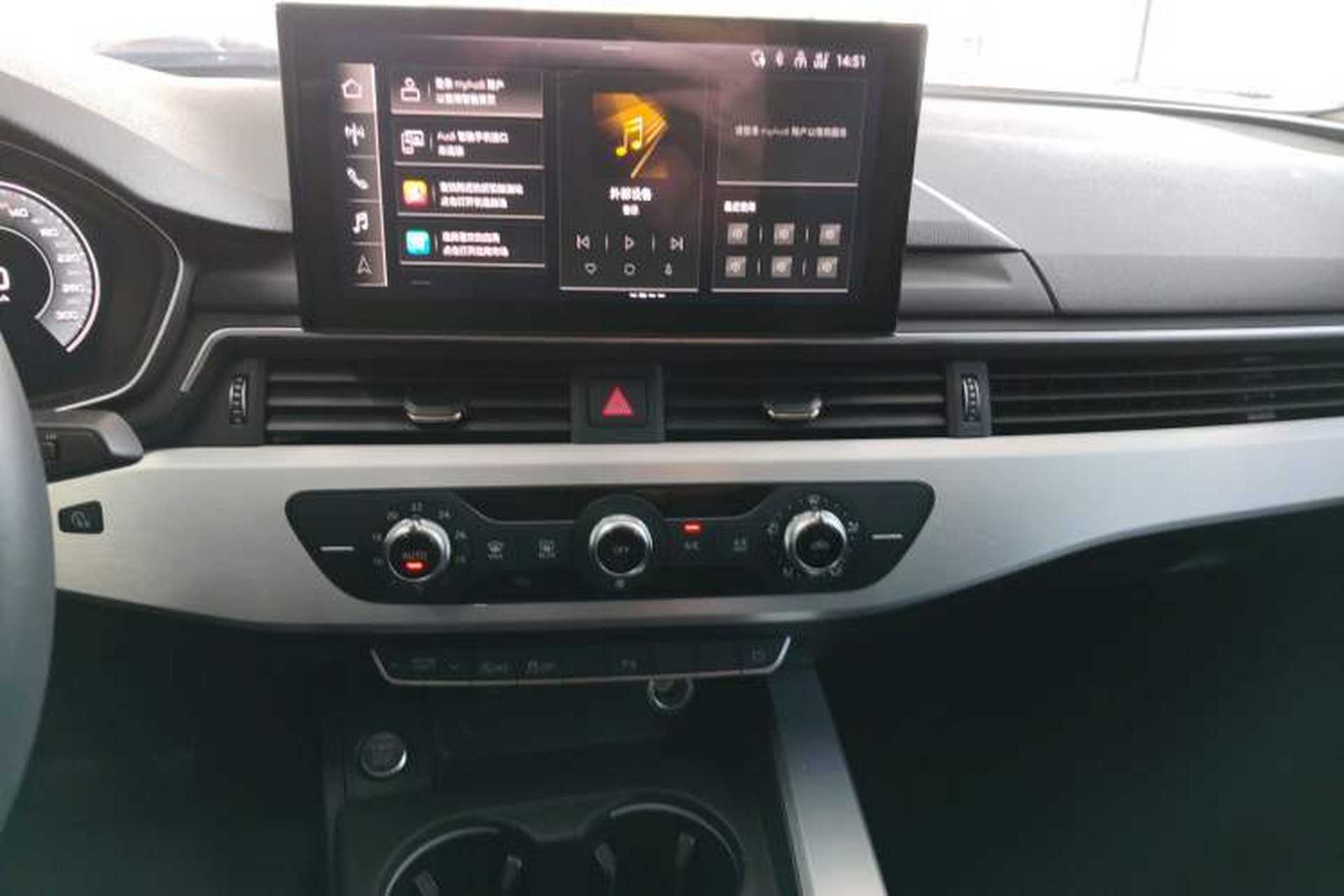 Used Audi A4L 2022 40 TFSI Fashion Dynamic Model Audio And AC Panel
