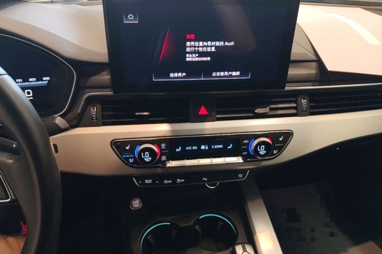 Used Audi A4L 2022 40 TFSI Luxury Dynamic Model Audio And AC Panel
