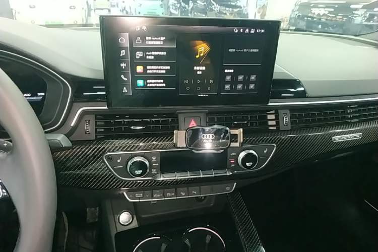 Used Audi A4L 2022 45 TFSI quattro Prestige Dynamic Edition Audio And AC Panel