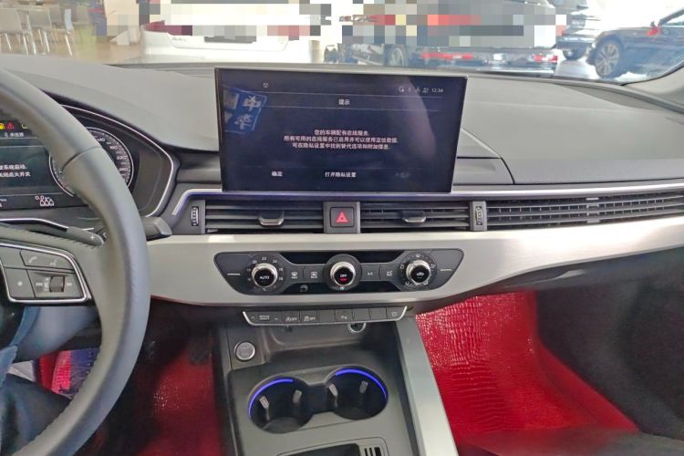 Used Audi A4L 2022 40 TFSI Fashion Dynamic Model Audio And AC Panel