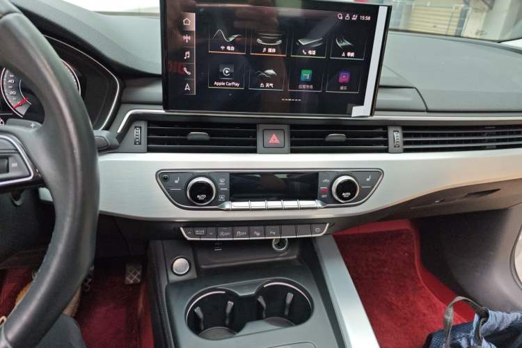 Used Audi A4L 2022 40 TFSI Luxury Dynamic Model Audio And AC Panel