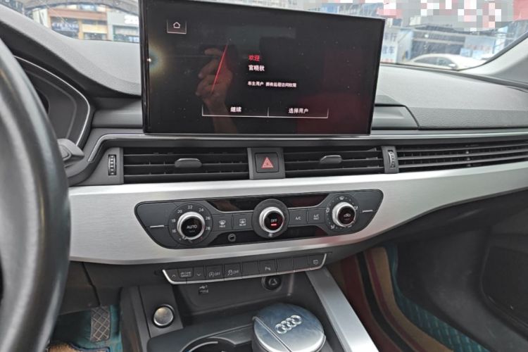 Used Audi A4L 2022 40 TFSI Fashion Dynamic Model Audio And AC Panel