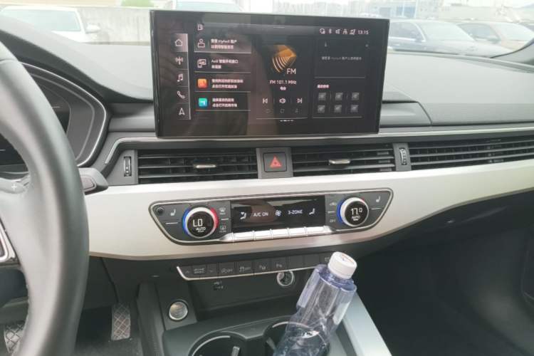 Used Audi A4L 2022 40 TFSI Luxury Dynamic Model Audio And AC Panel