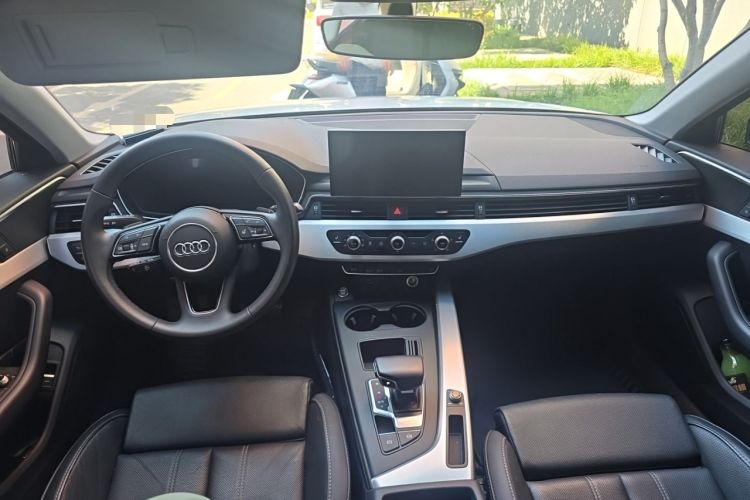 Used Audi A4L 2022 40 TFSI Fashion Dynamic Model Center Console
