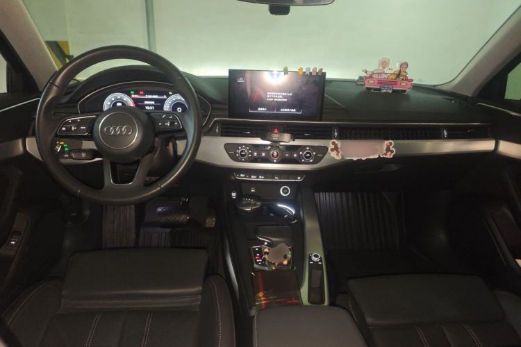 Used Audi A4L 2022 40 TFSI Fashion Dynamic Model Center Console