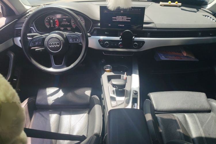 Used Audi A4L 2022 40 TFSI Fashion Dynamic Model Center Console