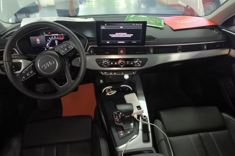 Used Audi A4L 2022 40 TFSI Fashion Dynamic Model Center Console
