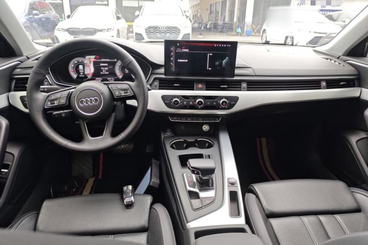 Used Audi A4L 2022 40 TFSI Fashion Dynamic Model Center Console