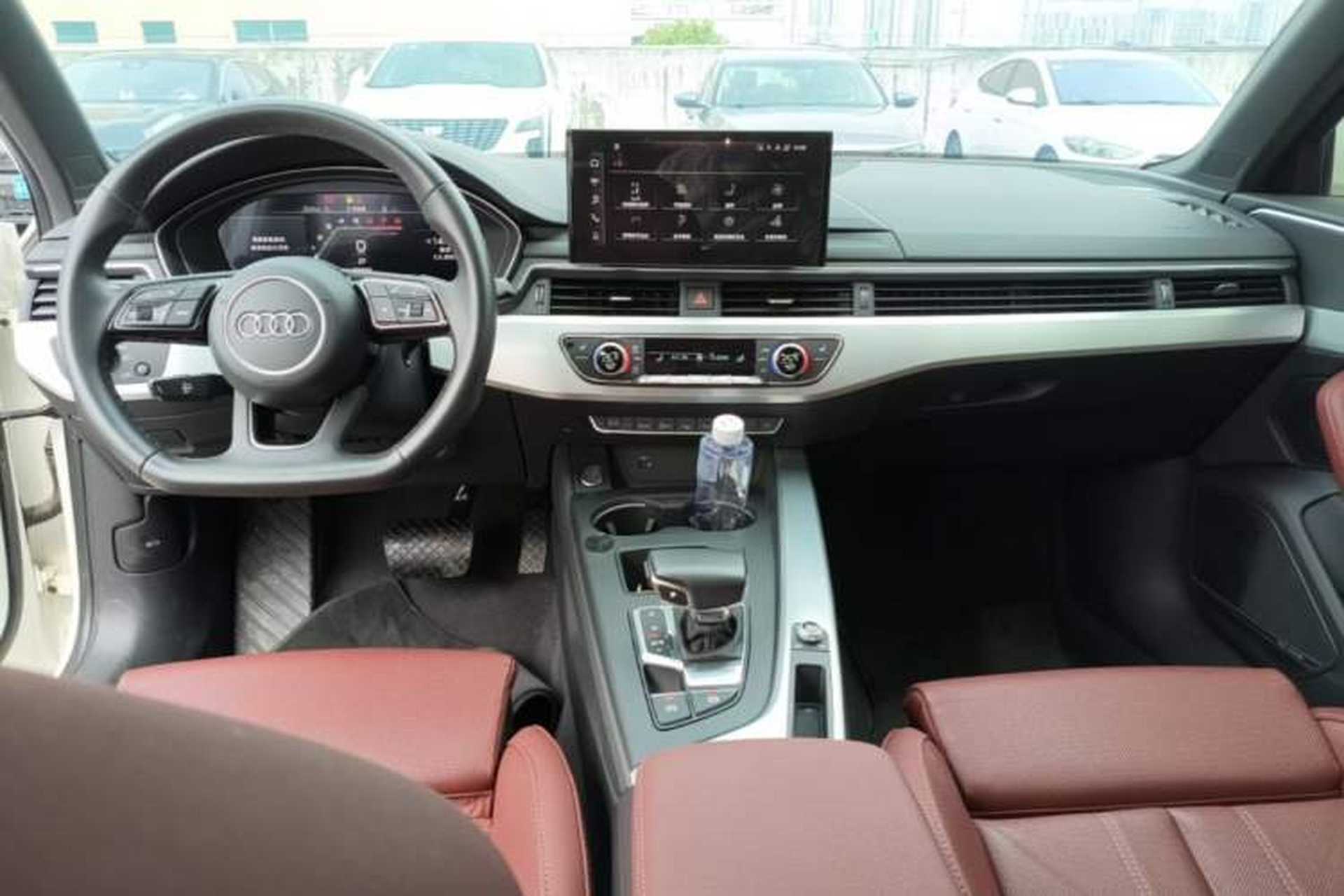 Used Audi A4L 2022 40 TFSI Luxury Dynamic Model Center Console