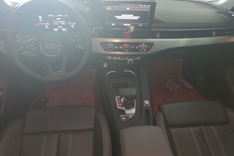 Used Audi A4L 2022 40 TFSI Fashion Dynamic Model Center Console