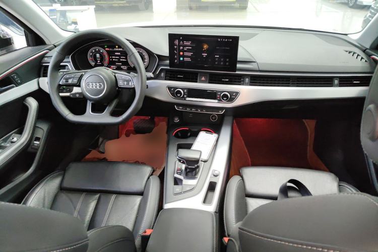 Used Audi A4L 2022 40 TFSI Luxury Dynamic Model Center Console