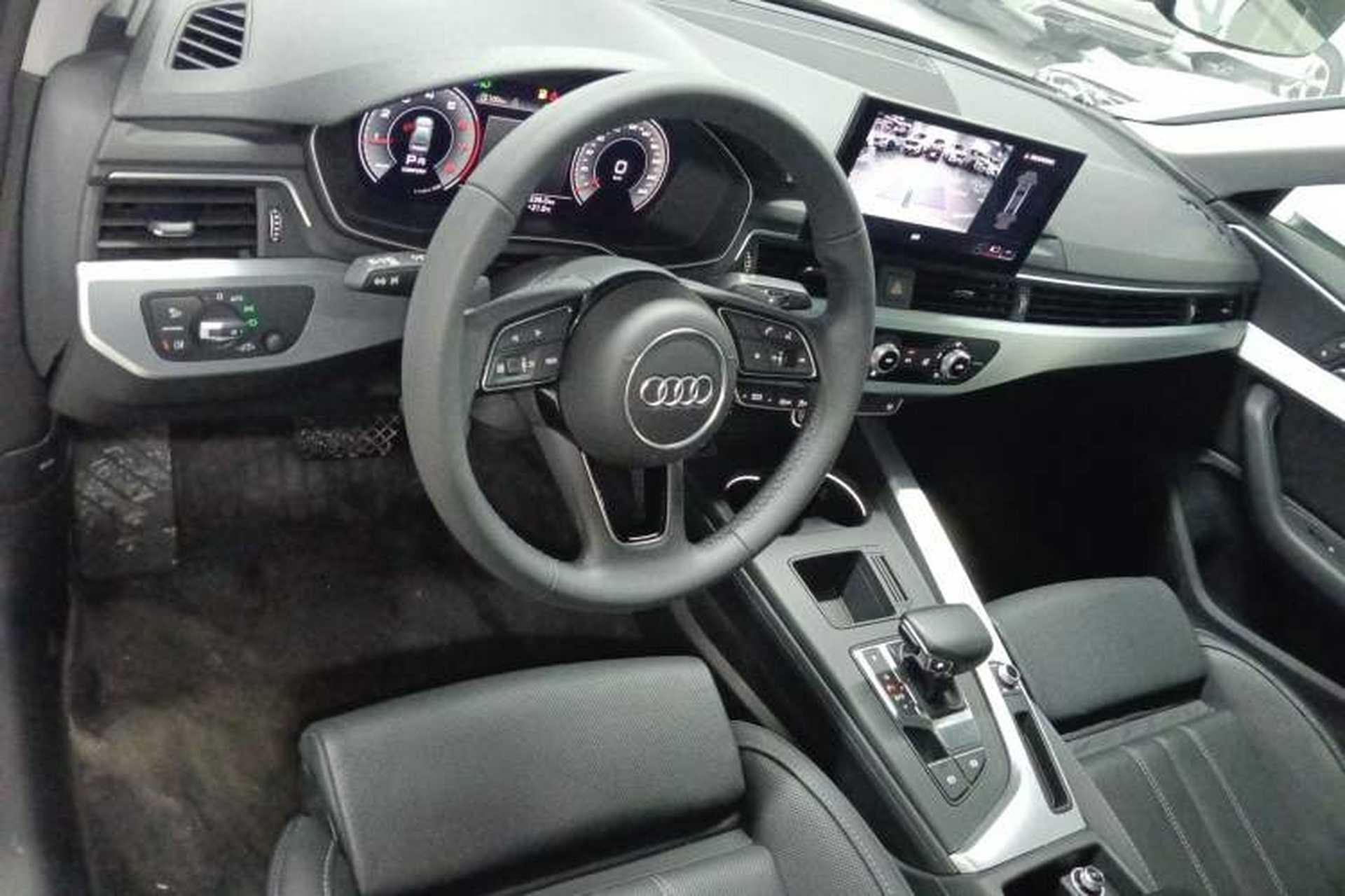 Used Audi A4L 2022 40 TFSI Fashion Dynamic Model Center Console